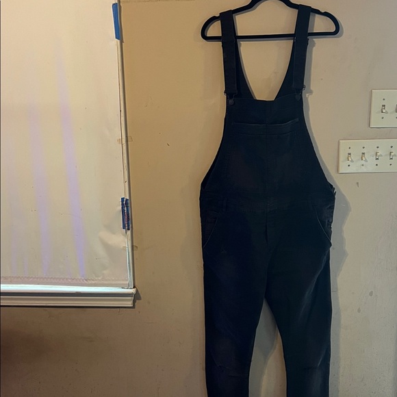 ZARA MAN DISTRESSED BLACK SLIM DENIM OVERALLS SIZE LARGE